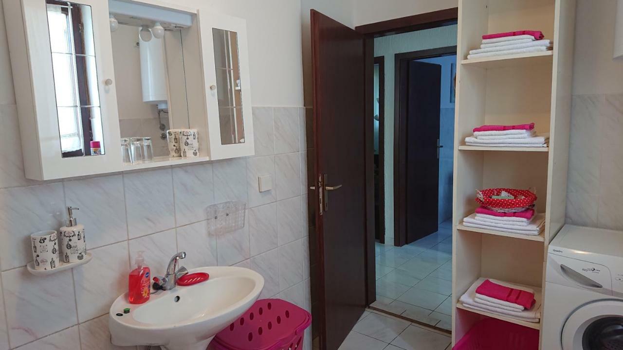 Apartment Devcic ポレッチ エクステリア 写真